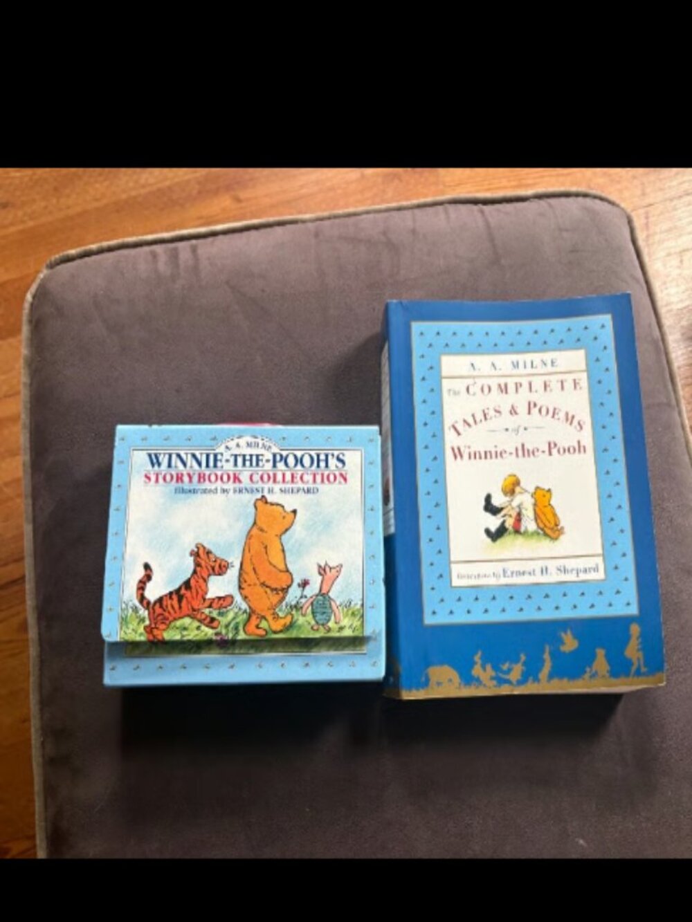 The Complete Tales and Poems of Winnie-the-Pooh A. A. Milne Hardcover 1996 plus